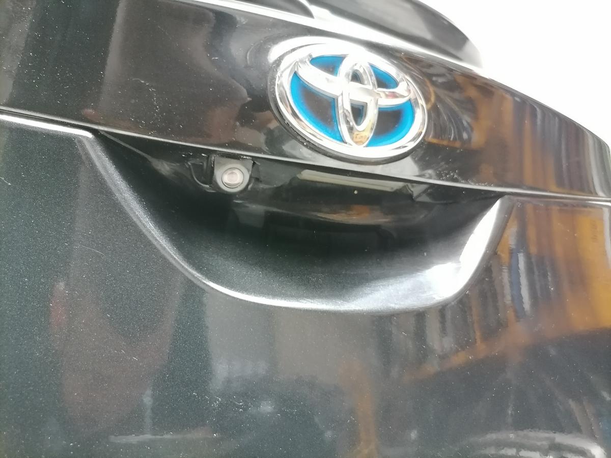 Toyota Auris 2 original Heckklappe mit Heckscheibe 209 Schwarz Flie&szlig;heck Bj.2018